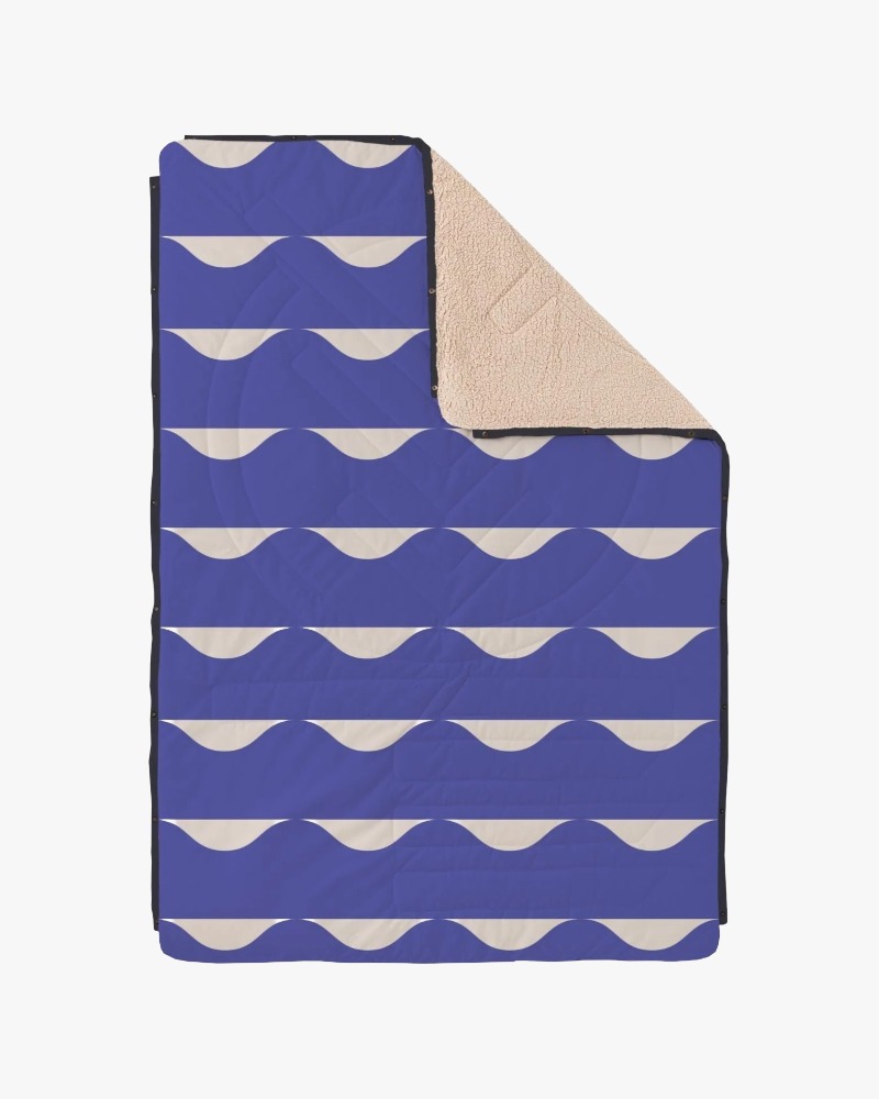 VOITED Blue Hour blanket, recycled CloudTouch fleece outdoor throw