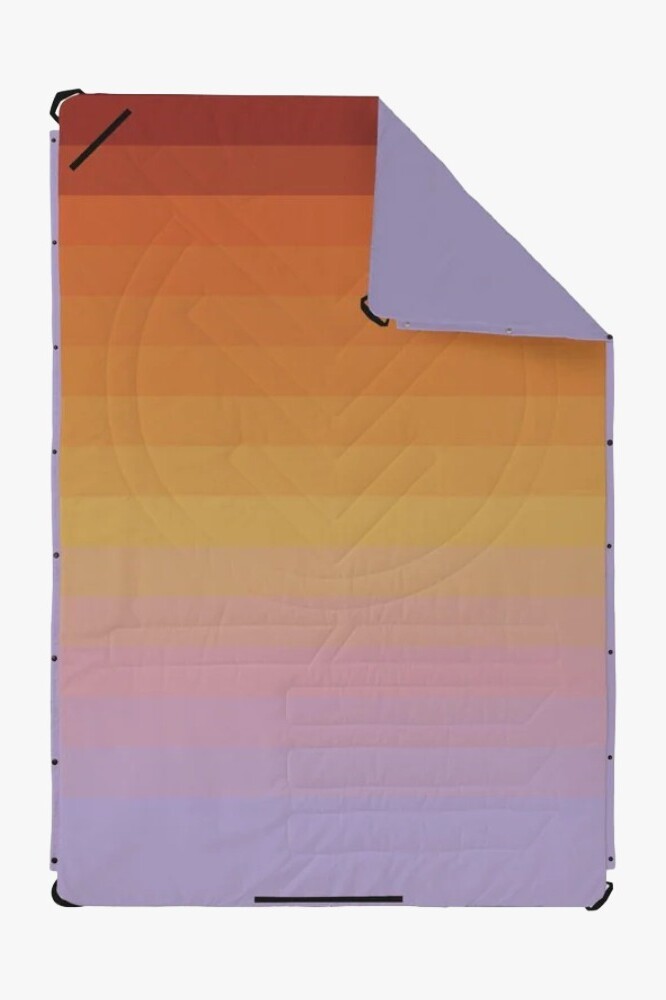 VOITED Beach Blanket dual-side: micro-fleece and Ripstop REPREVE fabric
