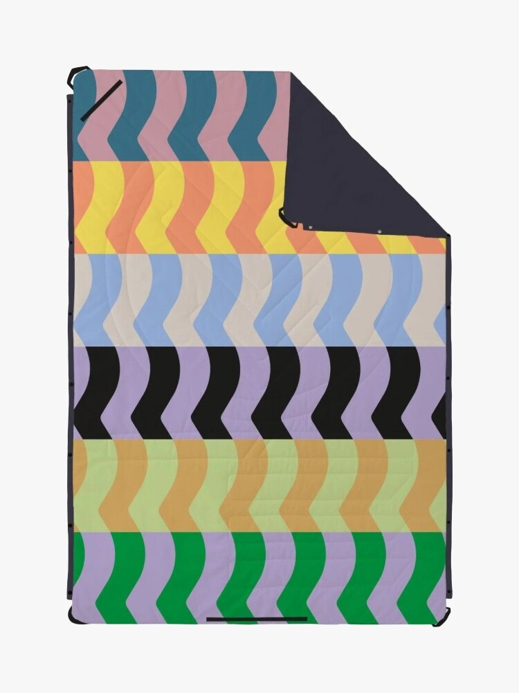 VOITED Beach Blanket dual-side: micro-fleece and Ripstop REPREVE fabric