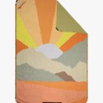 VOITED Beach Blanket dual-side: micro-fleece and Ripstop REPREVE fabric