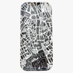 Hand-illustrated Zürich city map tray in FSC birch wood by Tokiko. A limited edition exclusive to Etcheaz — available in black or Zürich Blue. The collector’s object for Zürich lovers.