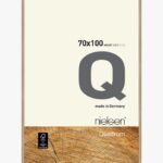 Make a bold wall statement. The Nielsen Quadrum 70×100 cm oak frame is precision-crafted with FSC-certified pine & float glass. For prints that deserve space. Made in Germany.