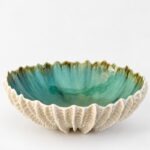 Pinched porcelaine bowl XXL format. Handemade in Zurich